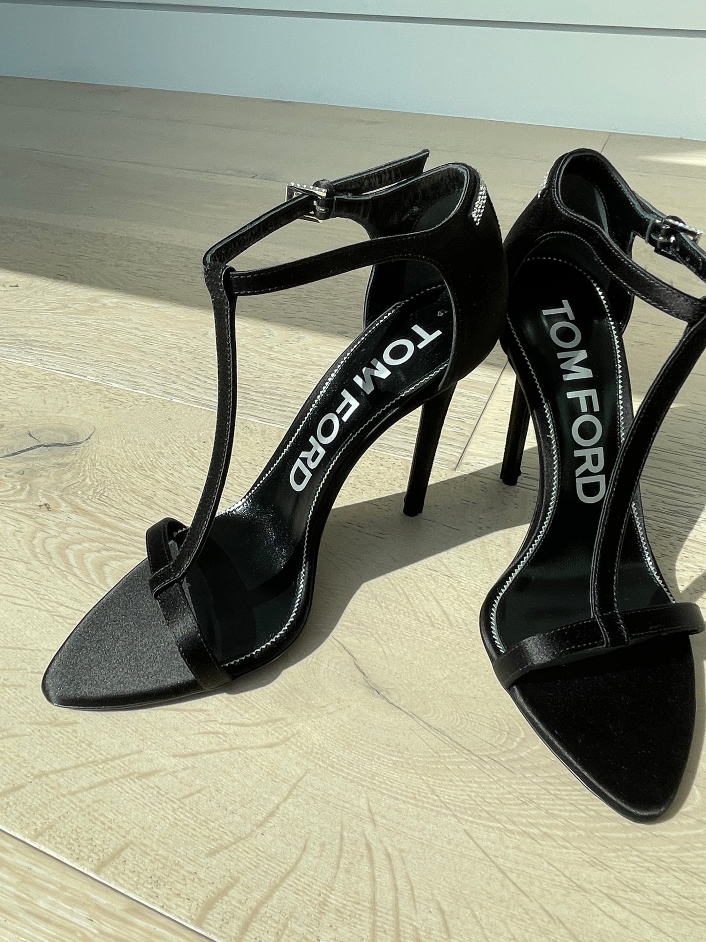TOM FORD SANDALS BLACK SATIN EMBELLISHED T